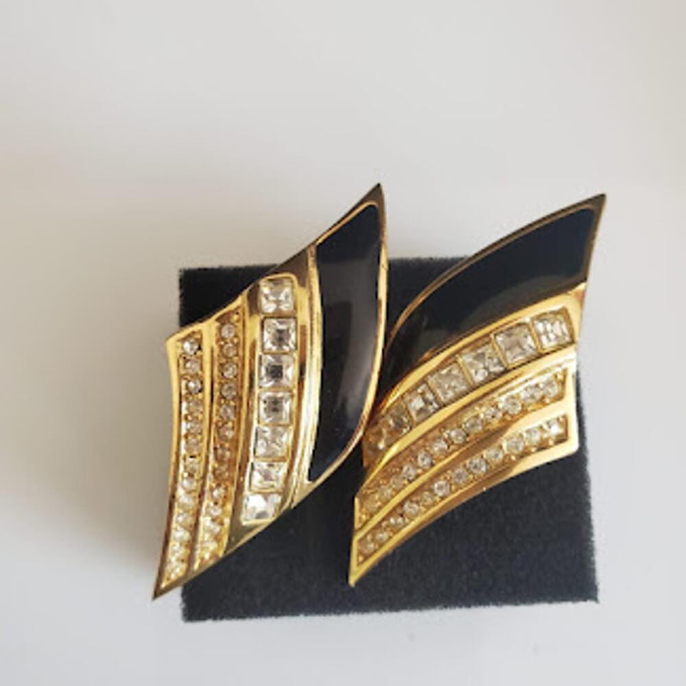 Christian Dior Gold‎ Tone Crystal Black Enamel Clip On Earrings Designer - Picture 3 of 6